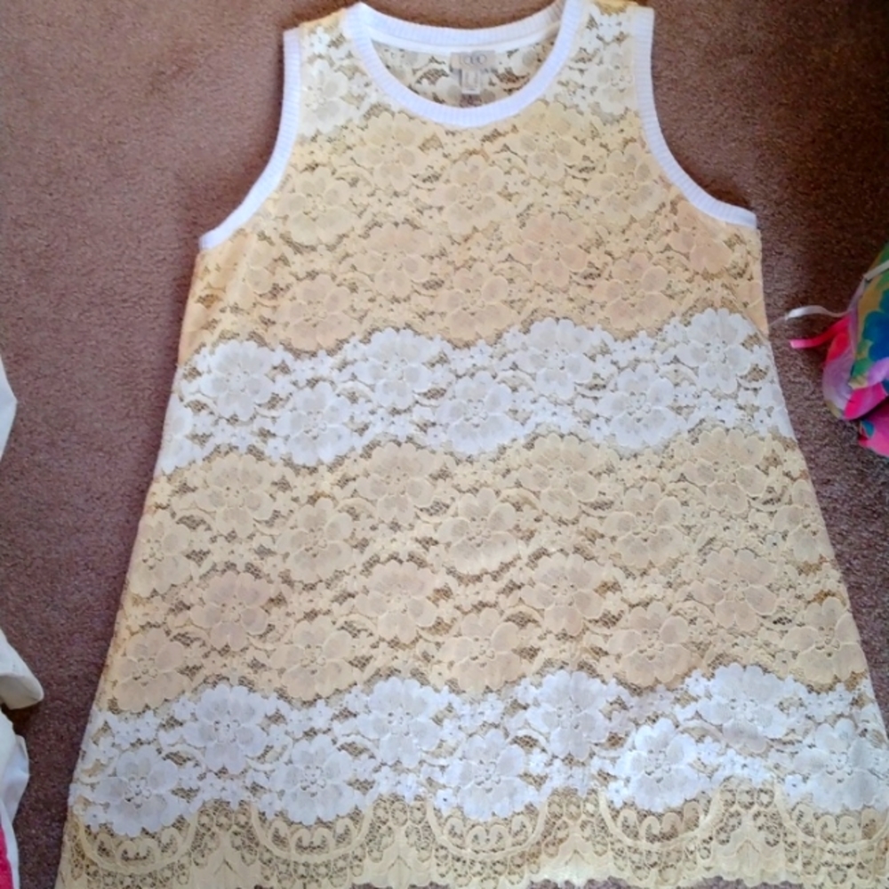 Lori Goldstein shear lace tank NWOT